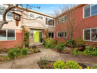 Click for more information on MLS # 20506658 : 1800 NE 17TH AVE 4 More Details about MLS # 20506658 : 1800 NE 17TH AVE 4