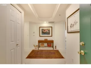 Photo #1: 20506689 Listing