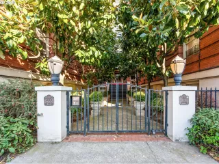 More Details about MLS # 20507525 : 2083 NW JOHNSON ST 63