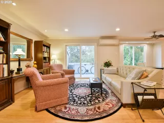 Photo #5: 20507634 Listing