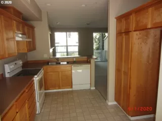 Photo #5: 20508057 Listing