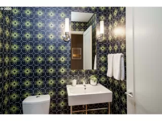 Photo #5: 20508098 Listing