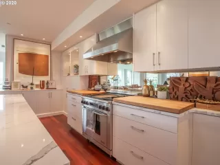 Photo #1: 20508540 Listing