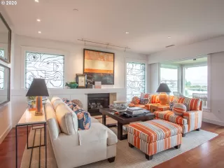 Photo #2: 20508540 Listing