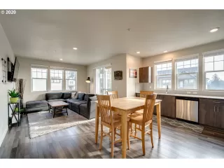 Photo #2: 20508930 Listing 