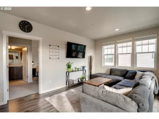 Photo #4: 20508930 Listing 