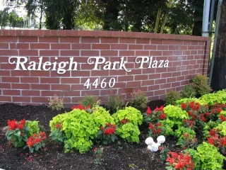 Photo #4: 20511856 Listing