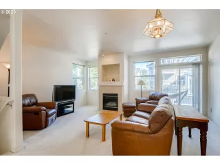 Photo #3: 20511875 Listing