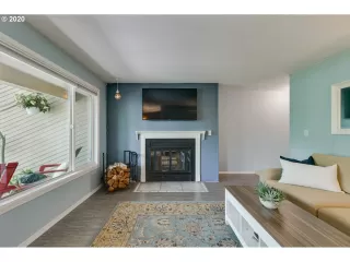 Photo #3: 20512298 Listing