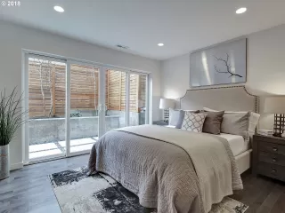 Photo #5: 20512621 Listing