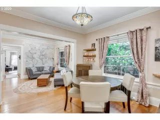 Photo #2: 20512712 Listing