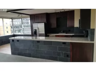 Photo #3: 20513596 Listing 