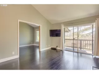 Photo #4: 20513675 Listing 