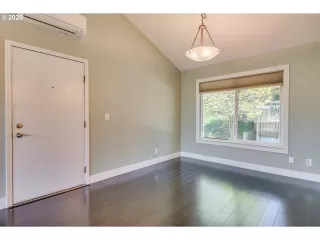 Photo #6: 20513675 Listing 