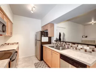 Photo #2: 20514267 Listing