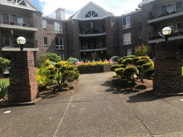 MLS: 20515497 Condo For Sale