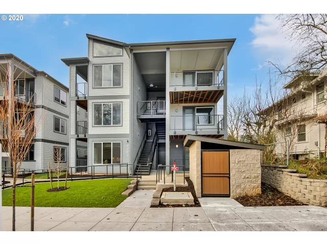 MLS: 20516227 Condo For Sale