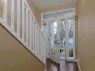 Photo #2: 20516927 Listing