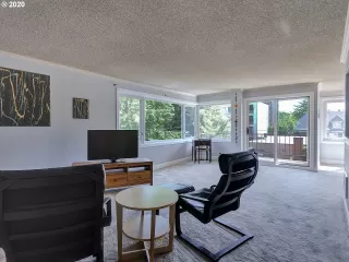 Photo #3: 20517894 Listing 