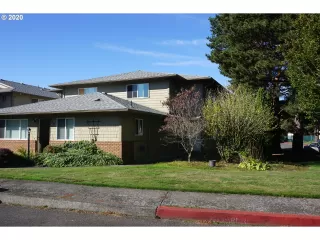 Photo #2: 20518972 Listing