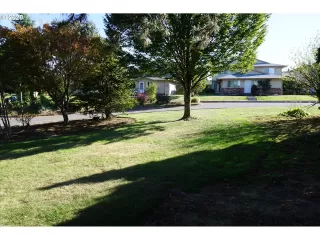 Photo #4: 20518972 Listing