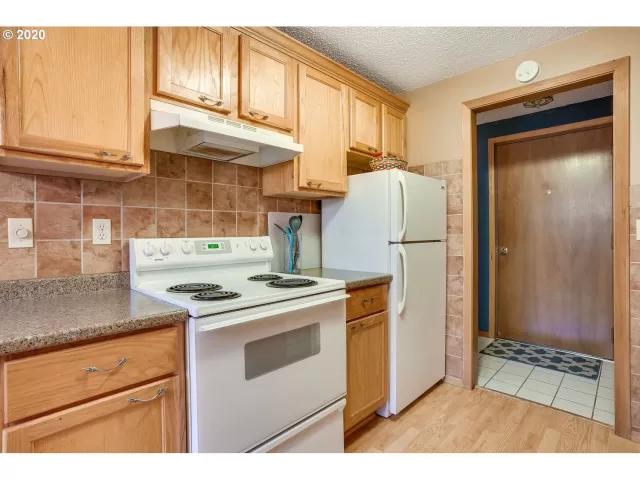 MLS: 20519529 Condo For Sale