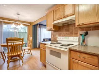 Photo #2: 20519529 Listing 