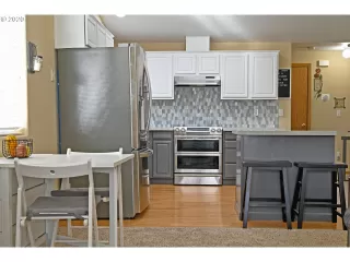 Photo #1: 20520017 Listing 