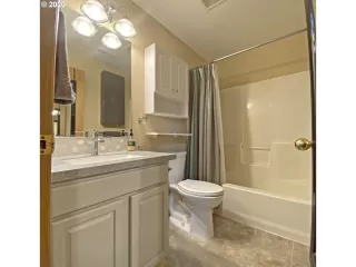 Photo #2: 20520017 Listing 