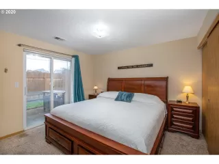 Photo #5: 20520017 Listing 