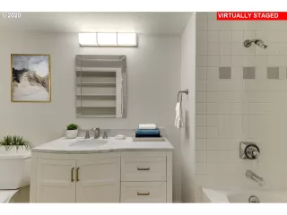 Photo #4: 20520879 Listing 