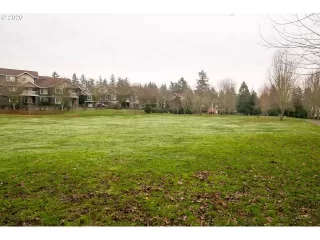 Photo #1: 20521178 Listing