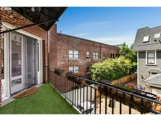 Photo #1: 20521555 Listing