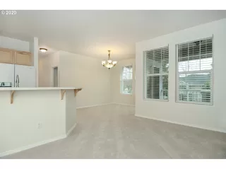 Photo #1: 20521581 Listing 