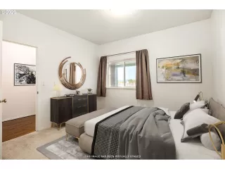 Photo #3: 20521795 Listing