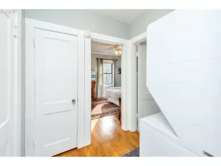 Photo #6: 20522160 Listing 