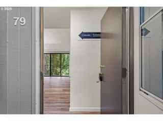 Photo #2: 20523349 Listing