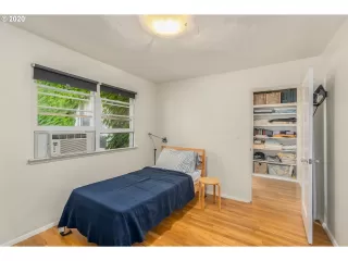 Photo #4: 20524322 Listing