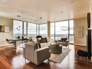 Photo #6: 20525729 Listing