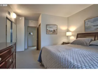 Photo #6: 20526229 Listing 