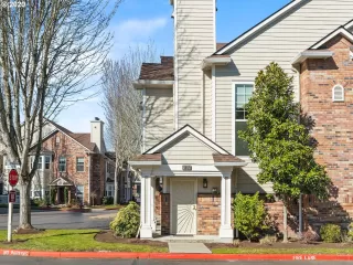 Photo #1: 20526336 Listing