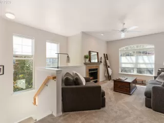 Photo #2: 20526336 Listing