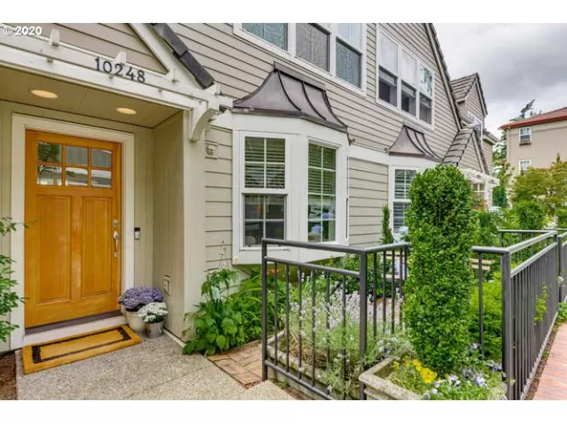 MLS: 20526424 Condo For Sale