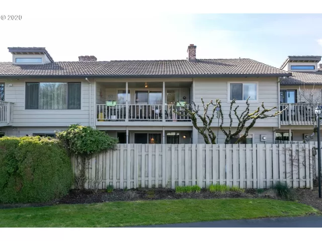 MLS: 20526571 Condo For Sale