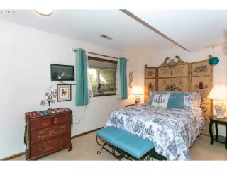 Photo #2: 20526571 Listing 