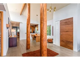 Photo #4: 20526626 Listing 