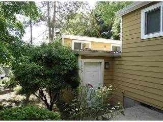 Photo #5: 20527314 Listing 