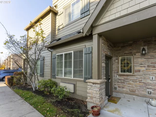 MLS: 20527612 Condo For Sale