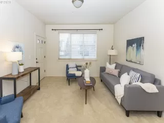 Photo #2: 20527612 Listing