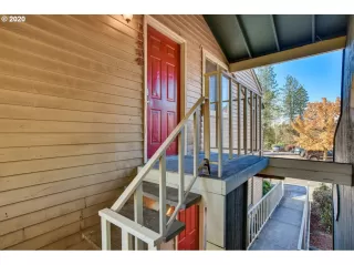 Photo #1: 20527771 Listing 